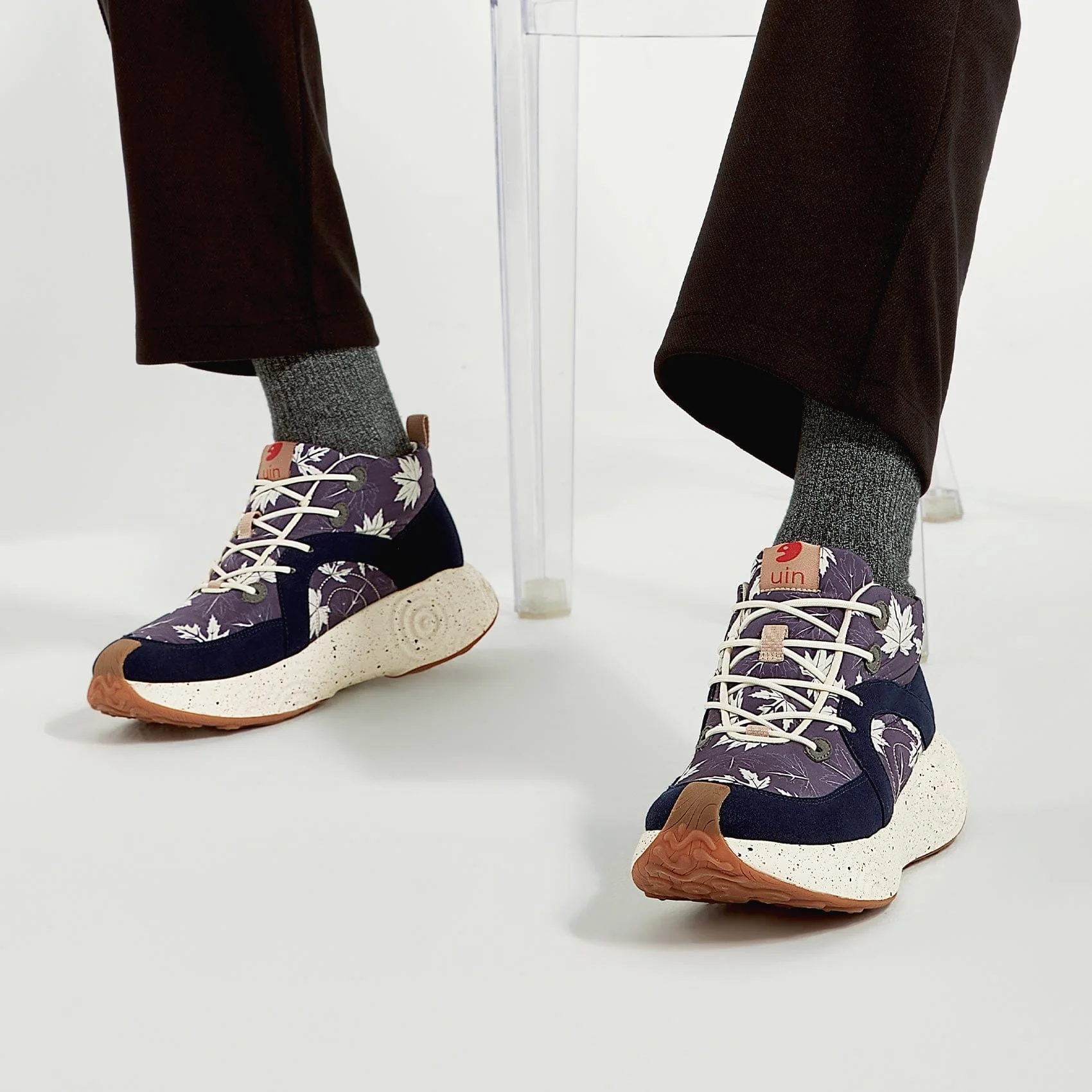 Fluttering Maple Leaves Brava IV Men - Image 13