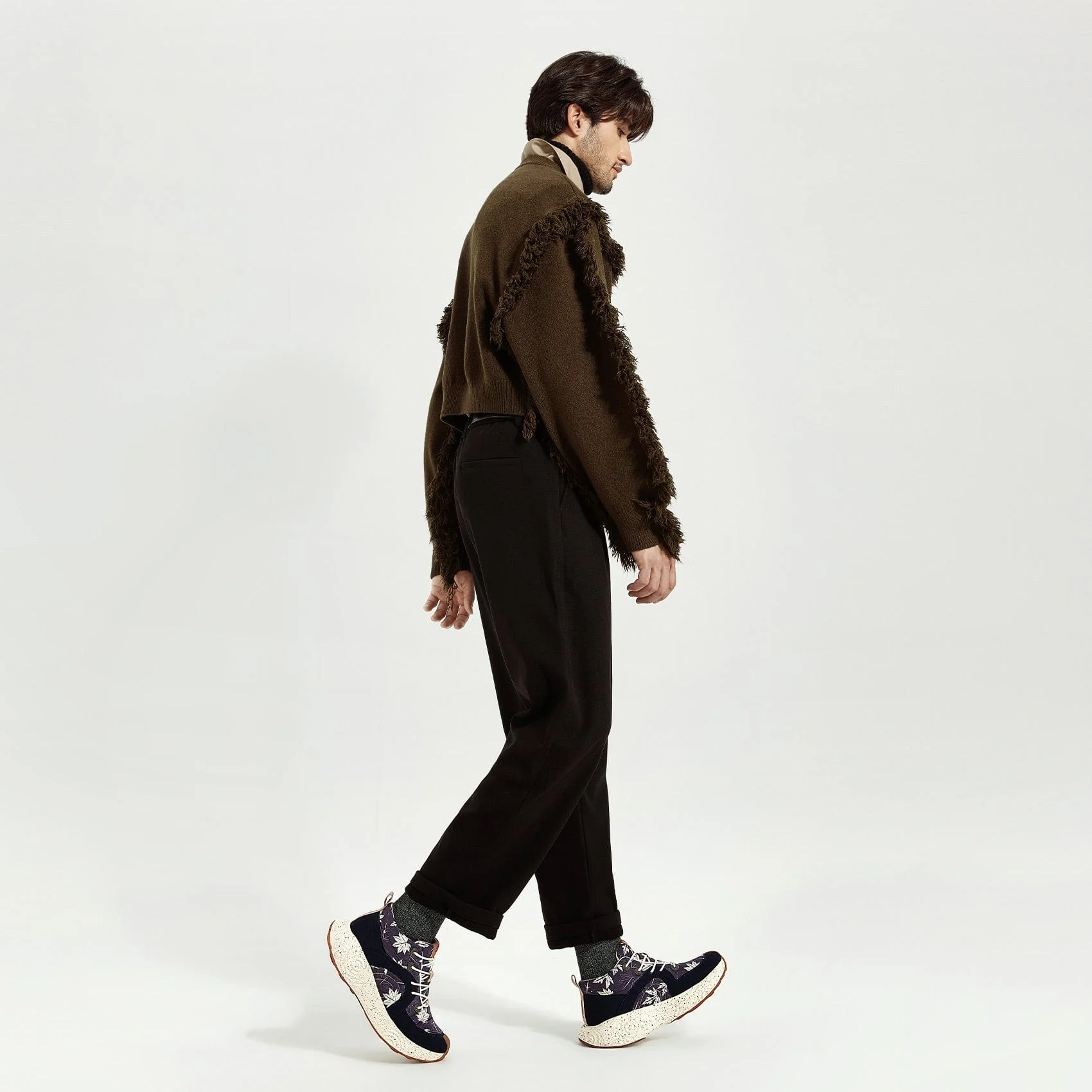 Fluttering Maple Leaves Brava IV Men - Image 14