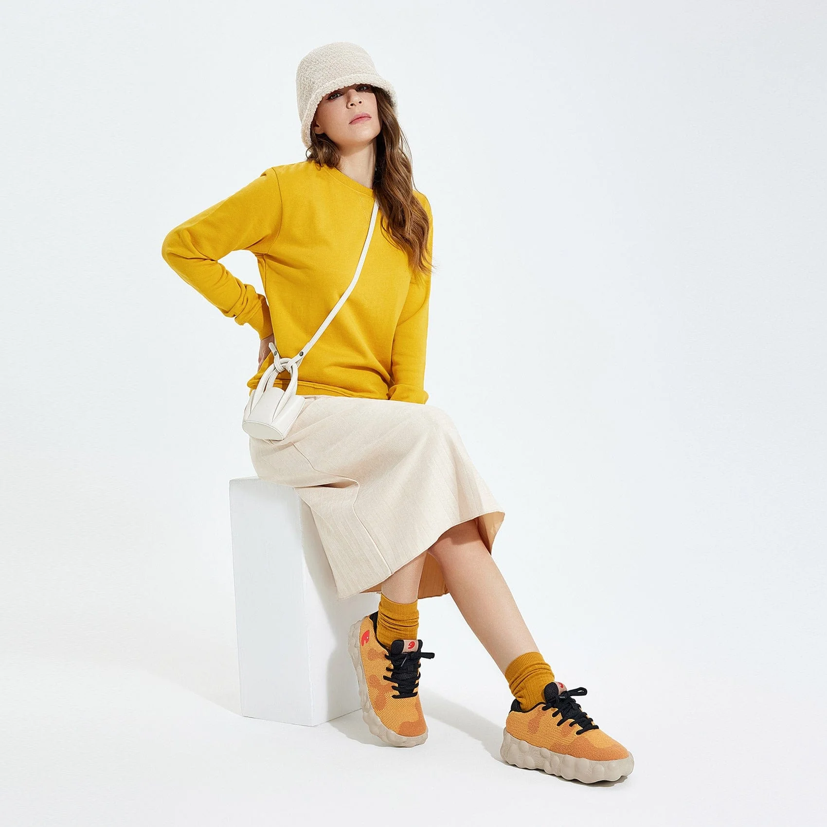 Golden Cream Figueras I Women - Image 12